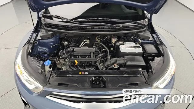 Kia Stonic Stony 2018 года - вид 6