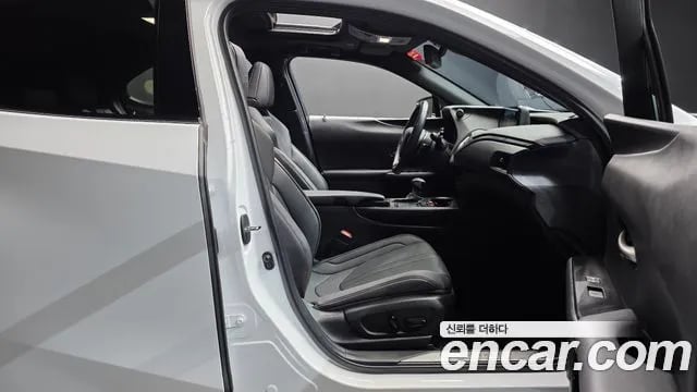 Lexus UX UX250h 2021 года - похожие автомобили