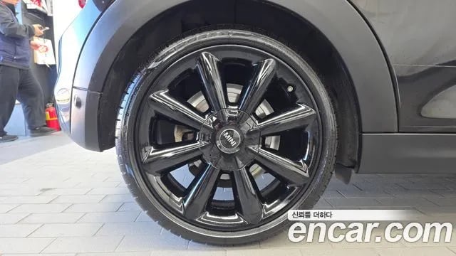 Mini Cooper Cooper S 2021 года - вид 5