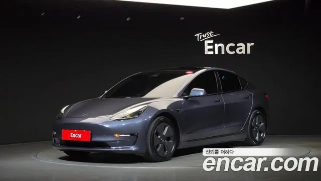 Tesla Model 3 Model 3 2021 года - автомобиль из Южной Кореи
