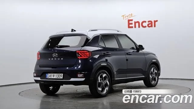 Hyundai Venue Venue 2021 года - автомобиль из Южной Кореи