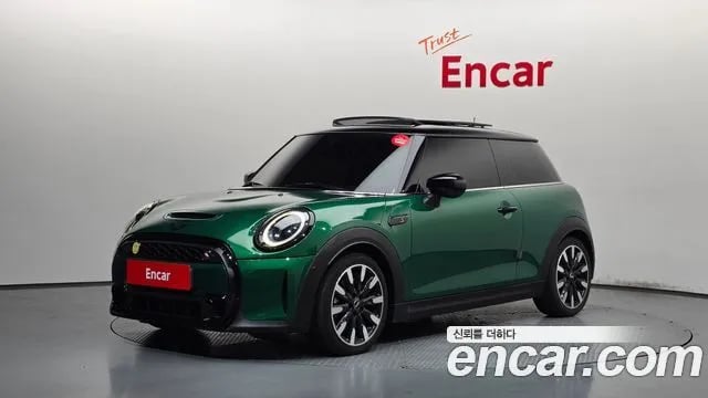 Mini Cooper Cooper S 2021 года - автомобиль из Южной Кореи