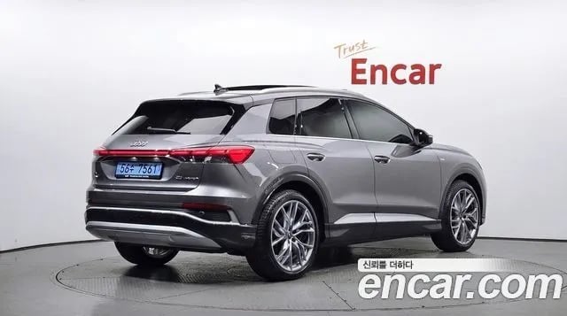 Audi Q4 e-tron Q4 e-Tron (F4) 2026 года - вид 2