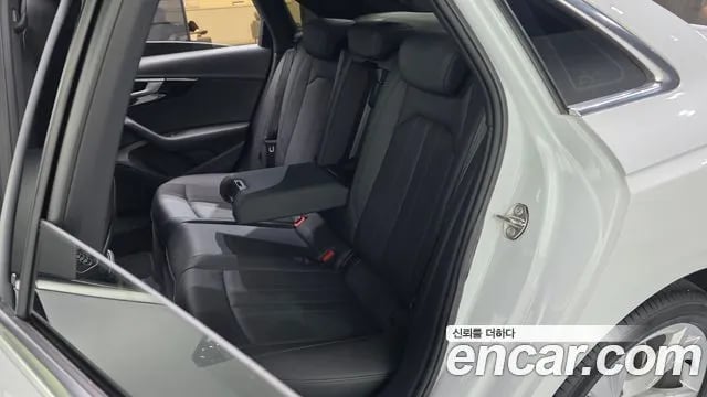 Audi A4 A4 (B9) 2022 года - похожие автомобили
