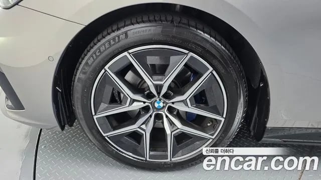 BMW 5-Series 5 Series (G60) 2026 года - вид 4