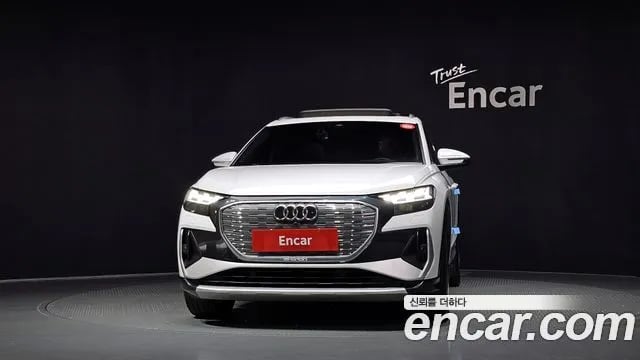 Audi Q4 e-tron Q4 e-Tron (F4) 2022 года - вид 3