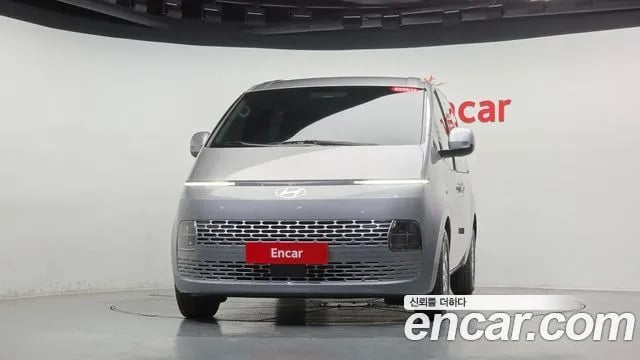 Hyundai Staria Staria 2025 года - вид 2