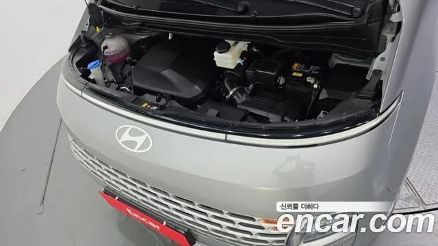 Hyundai Staria Staria 2025 года - вид 5