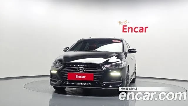 Hyundai AVANTE Avante AD 2018 года - вид 2