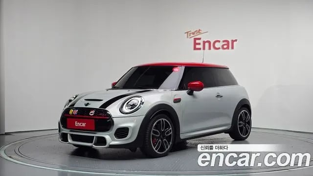 Mini Cooper Cooper S 2021 года - автомобиль из Южной Кореи