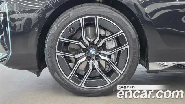 BMW 7-Series 7 Series (G70) 2026 года - вид 5