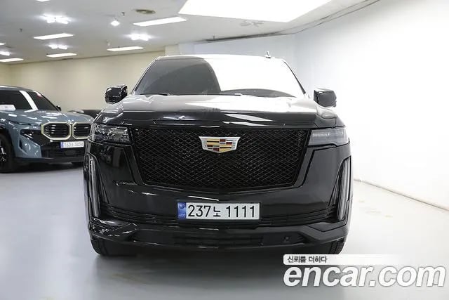 Cadillac Escalade Escalade 5th Generation 2023 года - автомобиль из Южной Кореи