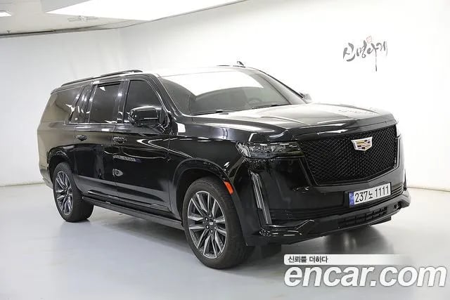 Cadillac Escalade Escalade 5th Generation 2023 года - вид 2