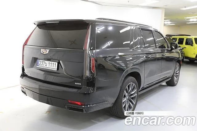 Cadillac Escalade Escalade 5th Generation 2023 года - вид 4