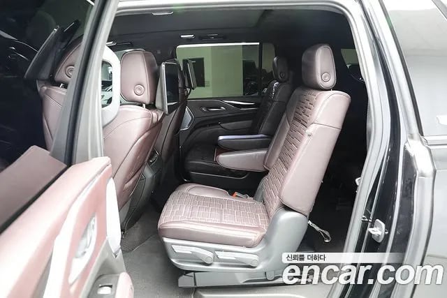 Cadillac Escalade Escalade 5th Generation 2023 года - вид 6