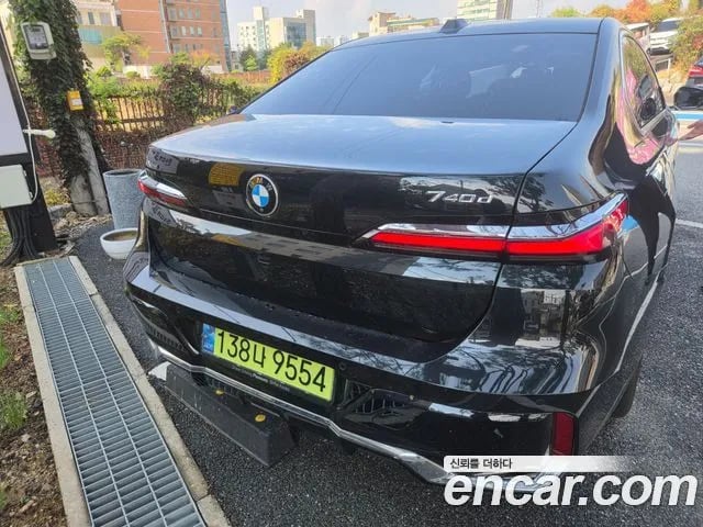 BMW 7-Series 7 Series (G70) 2024 года - вид 4
