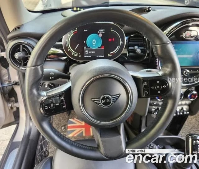 Mini Cooper Cooper S 2021 года - вид 5