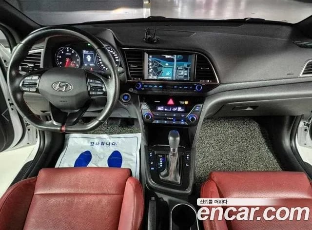 Hyundai AVANTE Avante AD 2018 года - вид 5