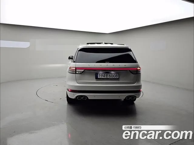Lincoln Aviator Aviator 2nd generation 2023 года - вид 3