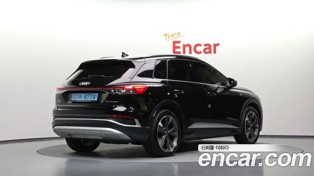 Audi Q4 e-tron Q4 e-Tron (F4) 2023 года - вид 2