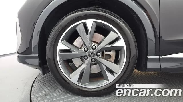 Audi Q4 e-tron Q4 e-Tron (F4) 2023 года - вид 5