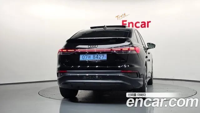 Audi Q4 e-tron Q4 e-Tron (F4) 2023 года - похожие автомобили