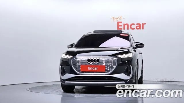 Audi Q4 e-tron Q4 e-Tron (F4) 2022 года - вид 2