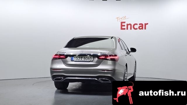 Mercedes-Benz E-Class E-Class W213 2021 года - похожие автомобили