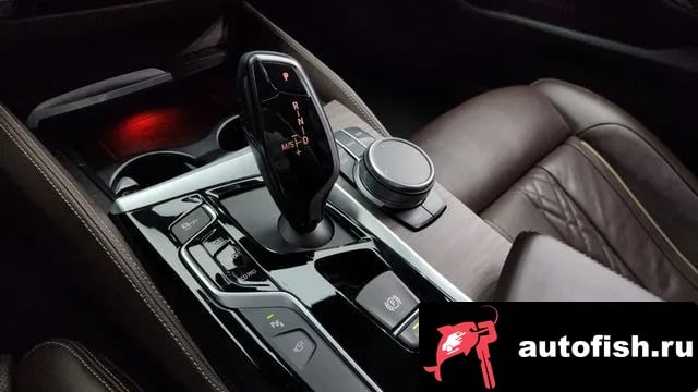 BMW 5-Series 5 Series (G30) 2020 года - похожие автомобили