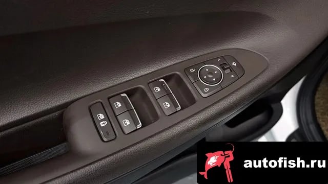 Hyundai Grandeur The New Granger IG 2020 года - похожие автомобили