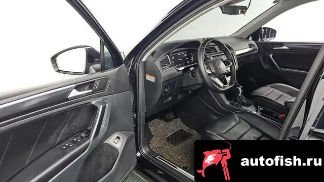 Volkswagen Tiguan Tiguan second Generation 2021 года - похожие автомобили