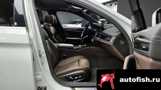 BMW 5-Series 5 Series (G30) 2022 года - похожие автомобили