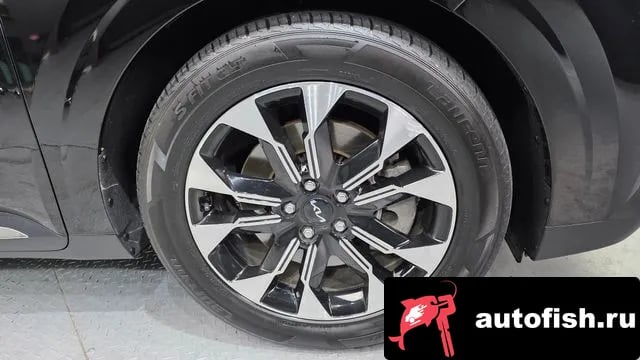 Kia Carnival Carnival 4th generation 2023 года - похожие автомобили