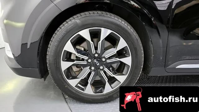 Kia Carnival Carnival 4th generation 2021 года - похожие автомобили