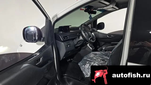 Hyundai Staria Staria 2023 года - похожие автомобили