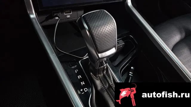KG Mobility (Ssangyong) Torres Torres 2022 года - похожие автомобили