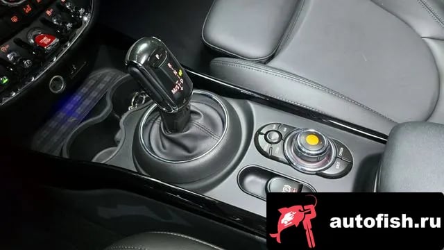 Mini Clubman Cooper D Clubman 2020 года - похожие автомобили