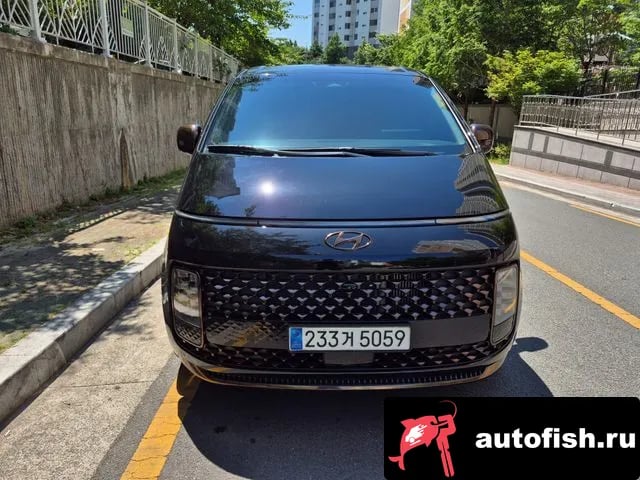 Hyundai Staria Staria 2024 года - похожие автомобили