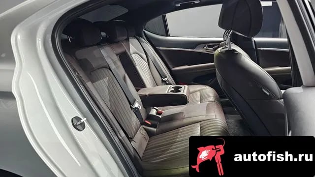 Genesis G70 The New G70 2022 года - похожие автомобили