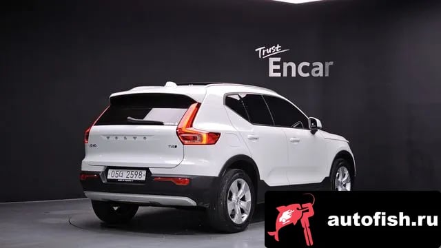 Volvo XC40 XC40 2019 года - похожие автомобили