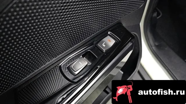 KG Mobility (Ssangyong) TIBOLI Berry New Tivoli 2021 года - похожие автомобили