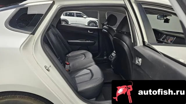Kia K5 The New K5 2nd generation 2018 года - похожие автомобили