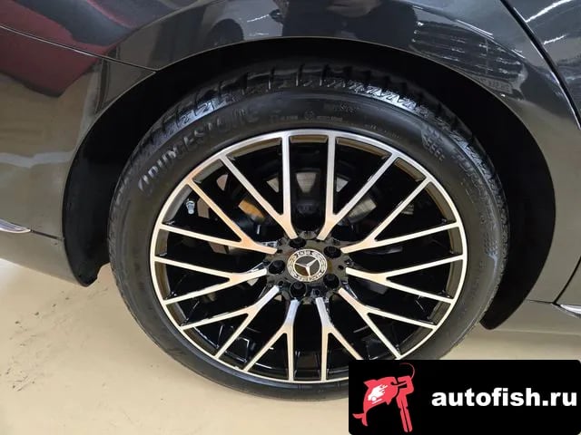 Mercedes-Benz S-Class S-Class W223 2025 года - похожие автомобили