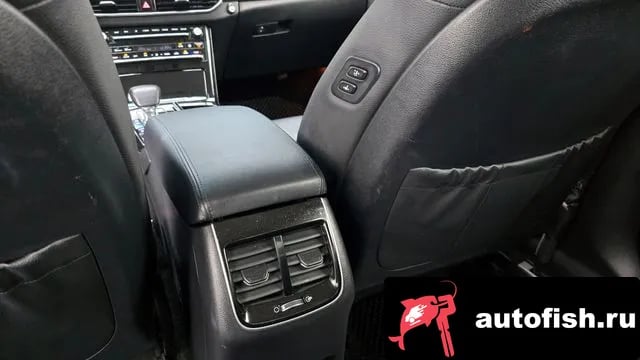 Kia K7 K7 Premier 2021 года - похожие автомобили