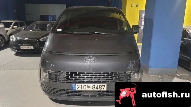 Hyundai Staria Staria 2021 года - похожие автомобили