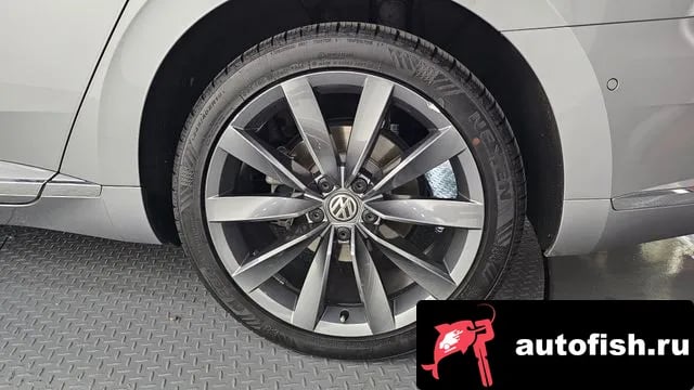Volkswagen Arteon Atheon 2020 года - похожие автомобили