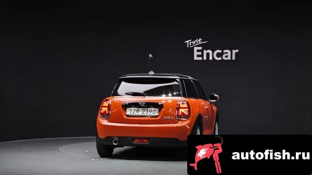 Mini Cooper Cooper 2019 года - похожие автомобили