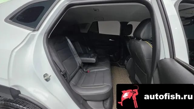 Chevrolet (GM Daewoo) Trax Trax Crossover 2023 года - похожие автомобили