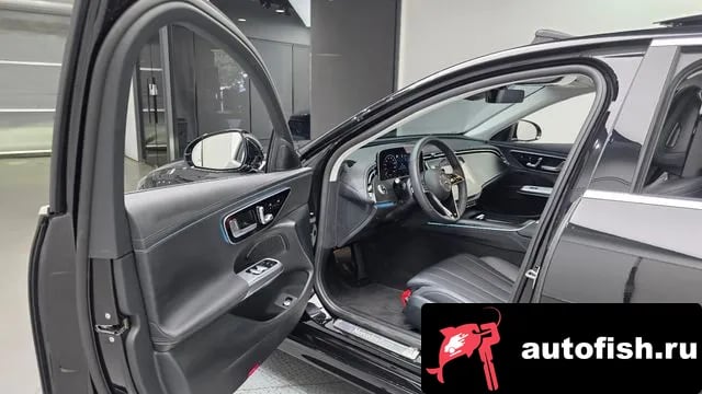 Mercedes-Benz E-Class E-Class W214 2025 года - похожие автомобили