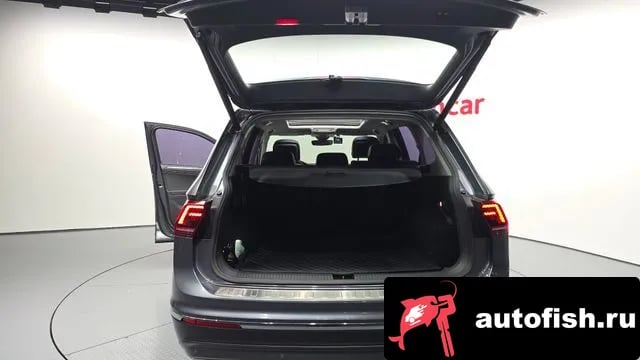Volkswagen Tiguan Tiguan Allspace 2018 года - похожие автомобили